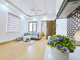 Chính chủ cần bán căn CCMN 2PN + 1WC Giải Phóng - Tân Mai, ô tô đỗ cổng, DT 50m2 giá 1,75 tỷ