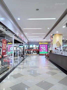 Cho thuê trung tâm thương mại 2.200m2 đã xây dựng, tổng diện tích 10.000m2