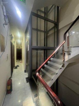 Chính chủ ngộp bank bán gấp CHDV 32p, 17,5tỷ 6 tầng, thang máy, đang cho thuê 90tr/th, HĐ còn 4 năm