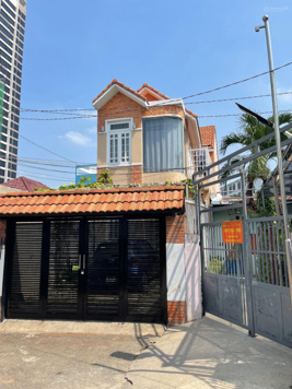 Chính chủ cần bán nhanh nhà hẻm oto đỗ sân tại Thảo Điền, TP Thủ Đức, Giá chỉ 14.9 tỷ có gia lộc