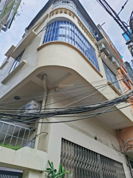 Cần bán nhà mặt phố Vĩnh Phúc 41m2 4 T MT 7,6m hơn 9 tỷ lô góc KD sầm uất ôtô 2 chiều vỉa hè 6m