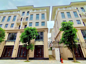 Chủ bán căn lk Thời Đại 2 mặt view cc, vườn hoa 60m2 chỉ 7.3tỷ, Vinhomes Ocean Park 3- 0346 748 999