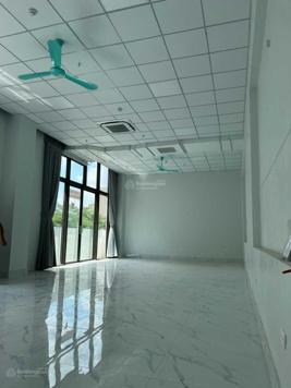 1000m2 mặt bằng Mễ Trì Hạ - 30m ra Phạm Hùng - Có chia nhỏ - Phù hợp nhiều mô hình kinh doanh