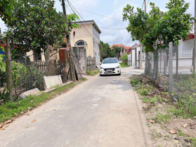 Nhà vườn có nhà vina đẹp và vườn cây ăn quả. Chính chủ gửi bán lô đất nhà vườn có nhà vina