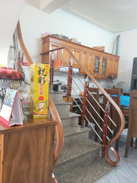 Bán nhà 3.5 tầng lô góc Trung Lực, Đằng Lâm, Hải An, hải Phòng, ô tô vào đến cửa nhà, giá 2.95 tỷ