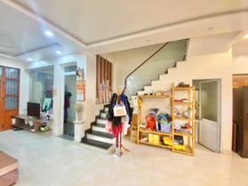 Bán nhà Hồ Đá chính chủ 47,8m2 hơn 3 tỷ. Bán nhanh