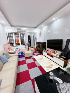 Hiếm nhà bán! TT Linh Lang - Ba Đình - Tầng 3, 95m2 - 3 ngủ nhà đẹp ở luôn chỉ 3.95 tỷ