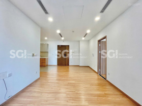 Bán gấp, bán nhanh căn hộ Eco Green, 3PN, 2WC, 81m2, Sổ hồng. Giá 5.25 tỷ. 0888 887 998