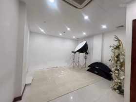 Cho thuê nhà phố Giáp Nhất, DT: 220m2, giá 40tr