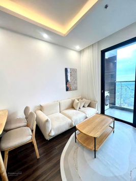 Căn hộ cao cấp tầng cao phong cách hiện đại, view trung tâm thành phố