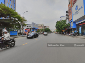 Siêu - siêu VIP - hot - đẹp - rẻ hoa hậu nhất mặt đường Trần Nguyên Hãn - Mặt tiền 8m - nở hậu