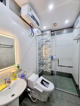 Chính chủ cần bán nhà đẹp móng khoan cọc nhồi ngõ 311 Đằng Hải ngõ rộng 5m ô tô đi lại thoải mái