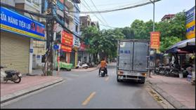 Công chứng giấy tờ tại phố Vũ Xuân Thiều, Long Biên