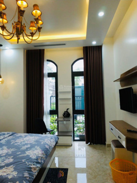 Bán biệt thự đơn lập ven 216m2 giáp công viên, có thang máy KĐT Vinhomes Imperia. 23.1 tỷ
