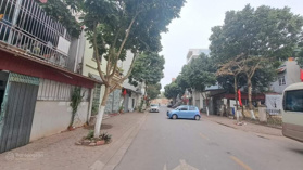 Công chứng giấy tờ tại đường Nguyễn Văn Hưởng, Long Biên