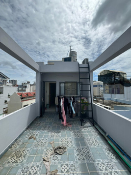 Chủ ngộp bán nhà 5PN 4WC BTCT kiên cố mới đẹp - khu vực an ninh nhiều tiện ích