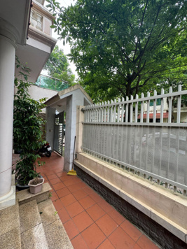 Bán nhà mặt phố Tôn Thất Thiệp, lô góc 4 tầng, 125m2, mặt tiền 8.8m siêu đẹp, 46.3 tỷ