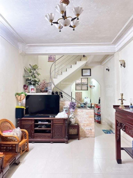 Âu Cơ gần cạnh cv nước - gần hồ, ở sướng 76m2 - 4 tầng mặt tiền 4,2m - 7,5tỷ - cách ôtô tránh 30m