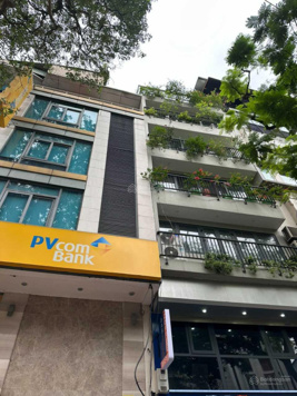 Bán nhà Phố Linh Lang 56m2 - 5 tầng - Vỉa hè - ô tô tránh - kinh doanh - 25 tỷ 0394 743 696