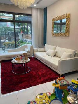 Tôi cần bán 1 căn shophouse 132m2 và 1 căn liền kề 132m2 đã hoàn thiện, giá tốt cho khách thiện chí