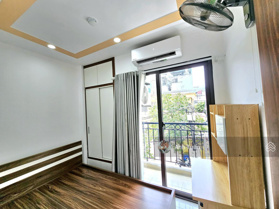 Bán căn hộ 2PN - Full nội thất - Gần Hồ Tây - Ô tô đỗ cửa