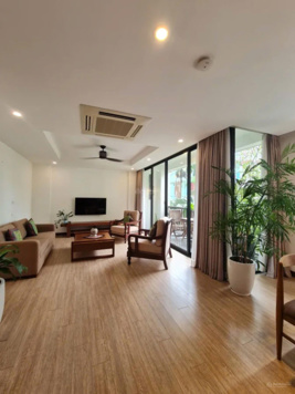 Bán toà nhà 7 tầng diện tích 136m2 mặt tiền 10m khu phố Tô Ngọc Vân, Quảng An, Xuân Diệu, Hà Nội