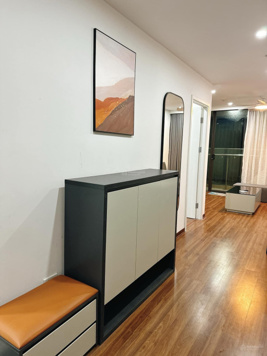 Bán căn hộ 1 ngủ view cầu biển, nội thất gia đình gần 200tr mà chỉ 1tỷ8x