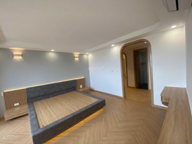 Bán căn hộ Bắc Thành Công, tầng 2, DTSD 120 m2, 3 PN, 2 phụ, 1 PK, 1 B nhà đẹp, ở luôn, giá 4,5 tỷ