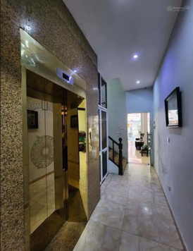 Gấp! Bán nhà mặt phố Nguyễn Trường Tộ, DT 110m2 xây 7 tầng thang máy, hơn 40 tỷ, kinh doanh đỉnh