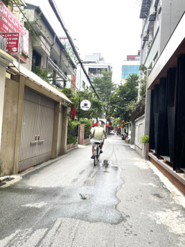 Bán nhà phân lô, ô tô đường Liễu Giai - Ba Đình, DT 60.7m2 giá: 15.8 tỷ