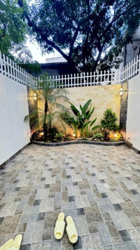 Bán nhà Đào Tấn Ba Đình ô tô gần phố nhà 5 tầng 4 ngủ full nội thất diện tích siêu rộng