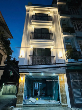 Bán nhà phố Hoàng Hoa Thám, Đội Cấn, Ba Đình 50m2 xây 6 tầng thang máy, lô góc giá 15.5 tỷ