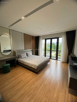 Chính chủ bán căn biệt thự Ciputra đối diện công viên giá ngoại giao. Đã có sổ