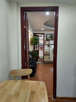 Bán căn hộ chung cư phố Tam Khương - Tôn Thất Tùng, 50m2 đủ nội thất, thoáng đẹp ở ngay