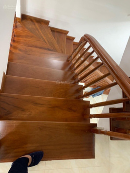 Bán nhà phố Vạn Bảo quận Ba Đình 36m2, mặt tiền 4m, 5 tầng, lô góc, giá 6.8 tỷ