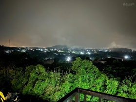 Một chiếc view tối ngắm đèn , sáng sân mây của Khu nghỉ dưỡng mang tên Suối Mây Garden