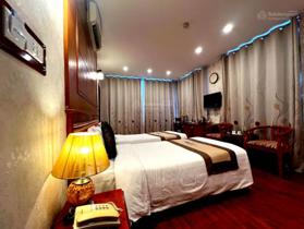 Bán Khách sạn phố Cửa Bắc Hà Nội, DT150m, 15 tầng, 41 phòng, Sổ đỏ cất két.