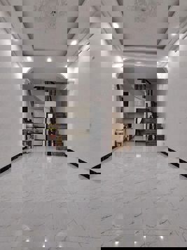 🍀TÀI CHÍNH #6TỶ - NHÀ ĐẸP PHỐ LA THÀNH - HỘ KHẨU BA ĐÌNH  💎NGÕ ĐẸP - 3 GÁC - GẦN PHỐ 💎31m2 - 5 Tầng Nhà Dân Xây Khung Cột Bê Tông Chắc Chắn