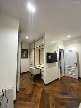 Bán biệt thự đơn lập, căn góc đường trước sau, hướng mát, hoàn thiện full nội thất đẹp