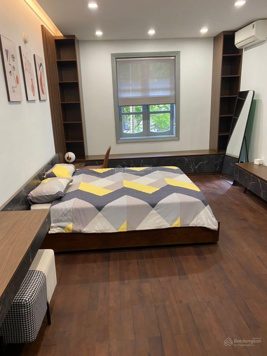 Bán nhà 4.5 tầng diện tích 120m2 mặt tiền 8m khu phố Tô Ngọc Vân, Quảng An, Tây Hồ, Hà Nội