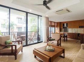 Bán tòa nhà căn hộ dịch vụ phố Xuân Diệu Tây Hồ 136m2 xây 7 tầng TM, mặt tiền 8m, dòng tiền 200tr/t