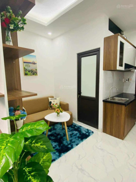 Bán tòa căn hộ cao cấp Đội Cấn 60m2x6T, TM, 11 phòng, full nội thất, full khách 800tr/năm 11.95 tỷ