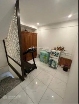 Hiếm! Nhà Trích Sài - Tây Hồ, 1 phút ra hồ Tây, DT 30m2, 6 tầng, MT 4.2m, giá chỉ nhỉnh 6 tỷ