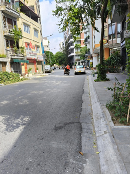 Bán nhà 5 tầng diện tích 142m2 mặt tiền 7m mặt phố Tô Ngọc Vân, Quảng An, Tây Hồ Hà Nội: 0981 222 026