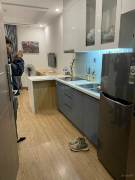 Tôi chính chủ cần bán gấp trong tuần mấy căn Studio view hồ và căn góc 2PN tòa G3 Green Bay