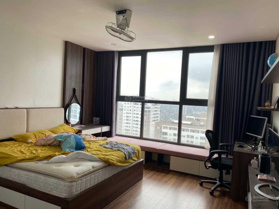 Chính chủ bán chung cư Goldenland căn 3 ngủ to 142m2 giá rẻ chỉ 7 tỷ 5 nội thất đẹp, 2 slot ô tô