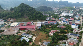 Bán 2300 m2 500m2 thổ cư mặt đường QL6, TT Nông Trường Mộc Châu