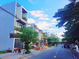 Bán nhanh lô đất MT đường Mậu Thân 2, Phường 3, gần Vincom Plaza Vĩnh Long. DT 120m2/500tr SHR