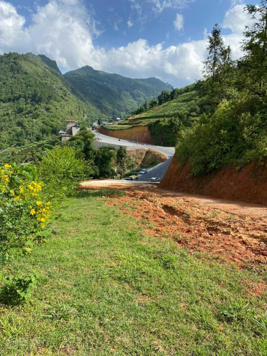 Cần bán mảnh đất 10.000m2 gần ngay trường Lê Văn Tám TP SaPa Lào Cai