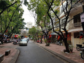 Bán nhà ngõ 14 Huỳnh Thúc Kháng, Đống Đa. Mặt ngõ sầm uất DT: 55m2 5 tầng giá 18 tỷ